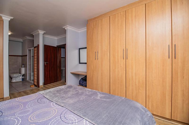 To Let 2 Bedroom Property for Rent in Outeniqua Strand Western Cape